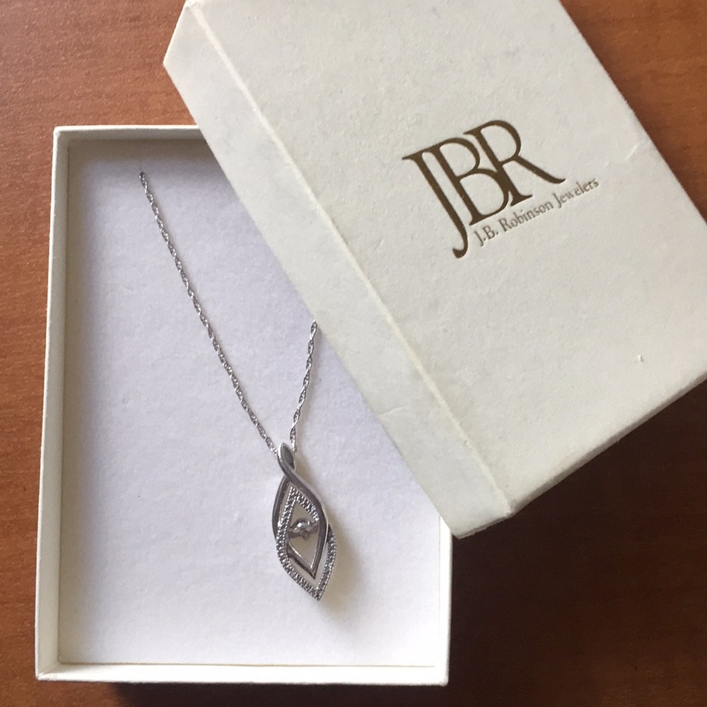 Kay Jewelers Sterling Silver Dancing Floating “Diamond” Necklace
